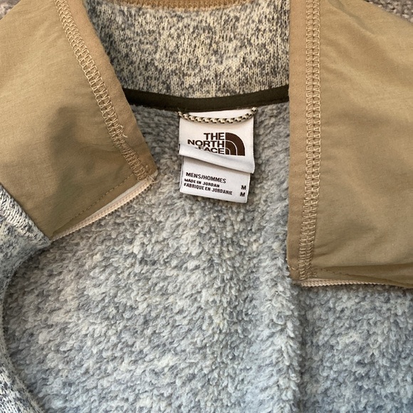 North face quarter zip fleece - Picture 3 of 4